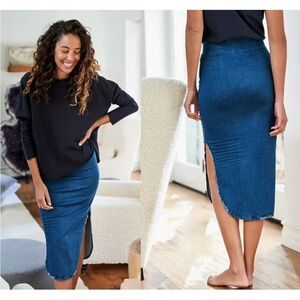 Frank & Eileen Donegal Unforgettable Skirt in Med Wash Denim, size 0, like new